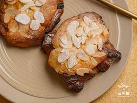 巧克力杏仁可颂