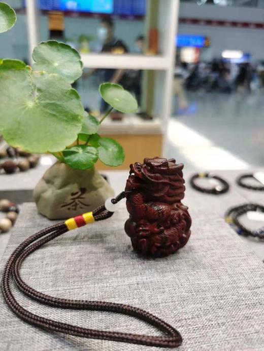 龙行天下挂件 商品图0