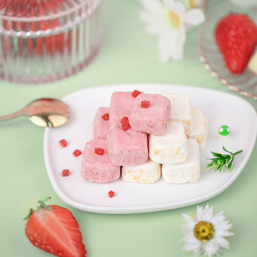 好麦多 冻干草莓酸奶块/黄桃酸奶块 果香馥郁 奶味香醇 每一口都像在