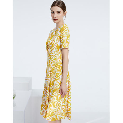 EITIE爱特爱夏季新款时尚百搭气质清新印花收腰A字显瘦连衣裙6607348 商品图1