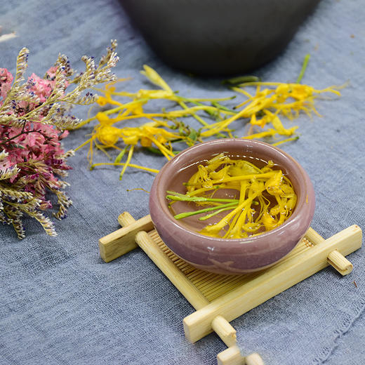 【买一送一】遵义绥阳 【特级金银花.小金针】优质原产 茶汤明亮 微苦回甘  全国包邮 部分偏远地区除外 商品图1