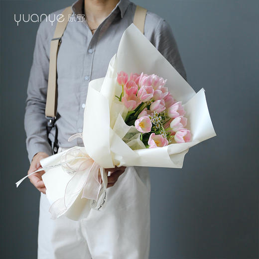 粉色郁金香韩式花束 商品图2