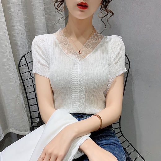 夏季新款性感蕾丝拼接V领冰丝针织衫女短袖T恤修身显瘦上衣薄款 商品图2