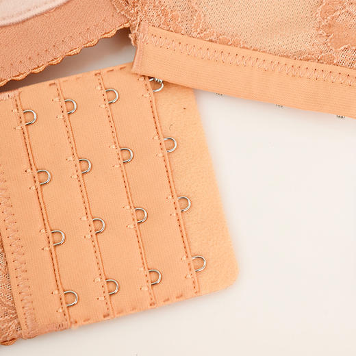 【秒杀品不退不换】皇家丽美薄杯记忆钛圈聚拢收副乳调整型文胸WJQ009-1 商品图4