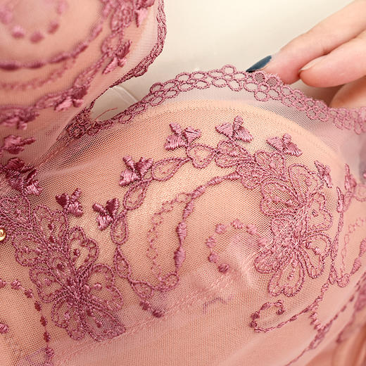 【秒杀品不退不换】皇家丽美调整型聚拢无钢圈文胸小胸显大厚杯内衣WW1803-3 商品图4