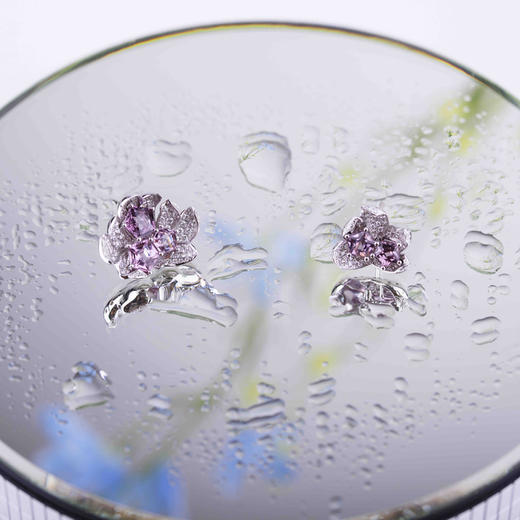 「睡莲」尖晶石钻石耳钉 商品图1