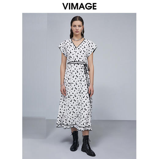 VIMAGE纬漫纪女装夏季新款V领系带雪纺高腰显瘦气质连衣裙长款薄V1507161连衣裙 商品图0