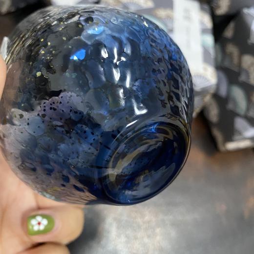 价值2000+ 你想要的宇宙星辰，都藏在杯子里！超美轮美奂八千代星空杯 超治愈 正仓院蓝 蓝如星空 镶嵌金泽金箔 温润高雅 精致华美 送礼/私藏/诉说情肠超治愈的玻璃杯 预售 商品图9