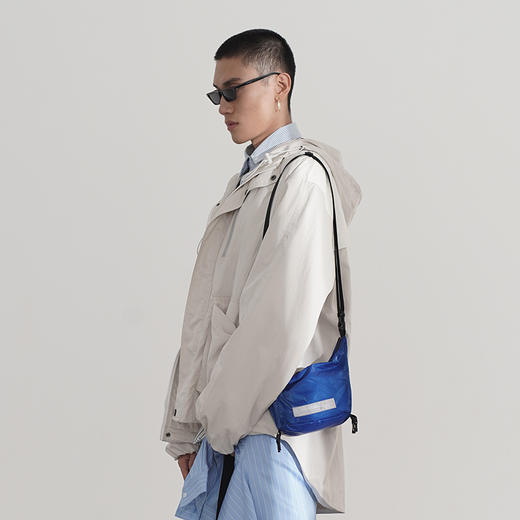 WHISTLEHUNTER 三色防水多功能青少年潮流百搭户外情侣运动斜挎包 商品图4