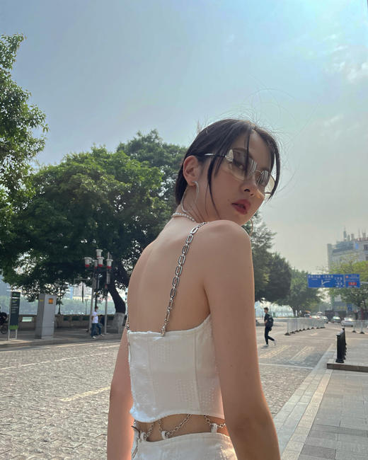 EhK 奶酪甜心 白色爱心可拆卸两穿链条牛仔 出游连衣裙2021新款夏 商品图2