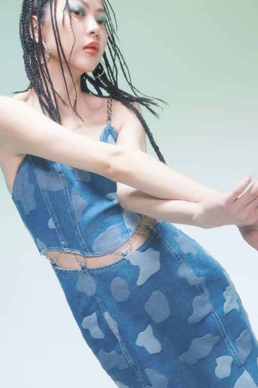 EhK 牛仔女孩 奶牛纹 可拆卸两穿链条牛仔 出游连衣裙2021新款夏 商品图1