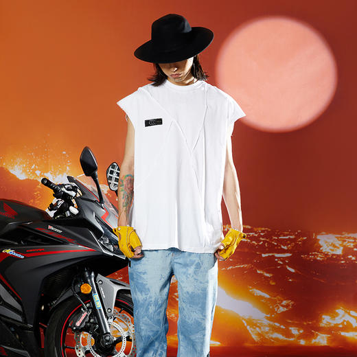 WHISTLEHUNTER(WSTHT)基础圆领磨边百搭无袖 金属标打底坎肩背心 商品图3