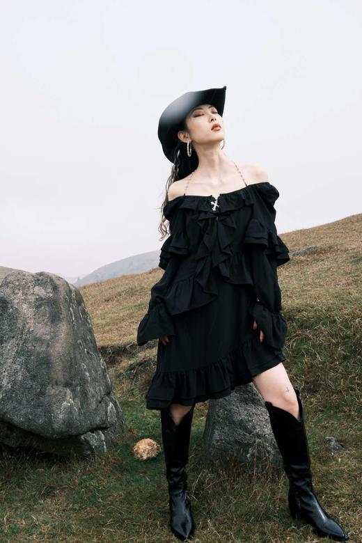 EhK 气质黑天鹅 多层次重工雪纺连衣裙 商品图1