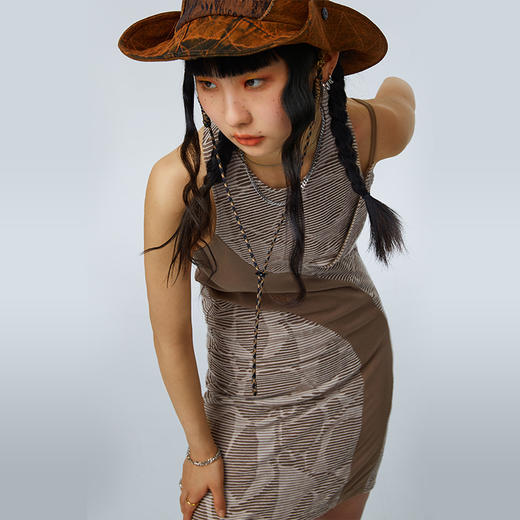 HOLONOMIC 原创拼接修身提花设计感小众印花背心连衣裙 商品图1