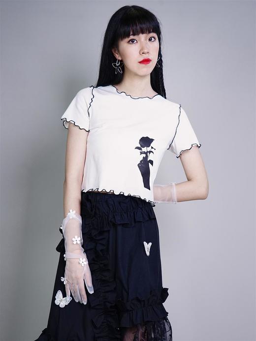 fragileheart修身短袖白t恤 玫瑰印花BM风针织百搭薄款内搭上衣潮 商品图0
