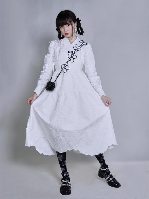 fragileheart易碎商店 黑白色提花连衣裙女春装收腰显瘦a字吊带裙 商品图2