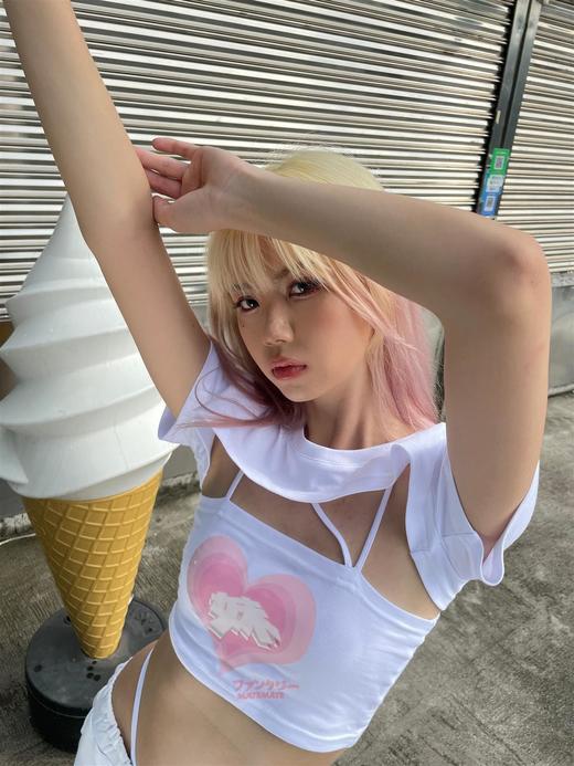 MATEMATE原创妹妹爱心logo斜肩纯欲吊带背心短袖多层次罩衫两件套 商品图1