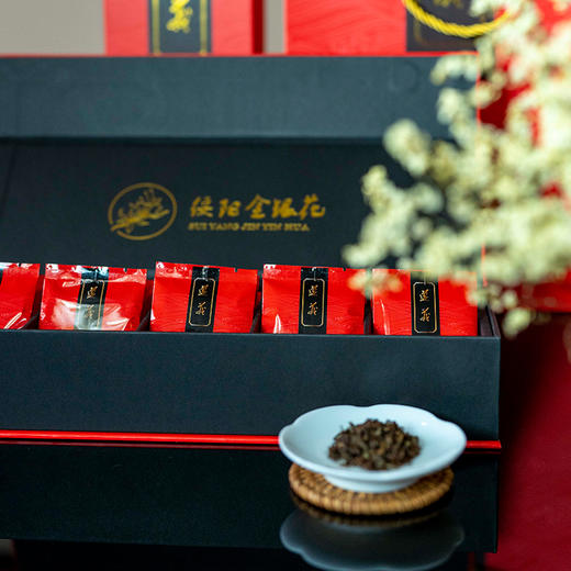 【买一送一】遵义绥阳【金银花红茶】优质原产 清凉爽口 回味悠长  口味甘醇  全国包邮 偏远地区除外 商品图1