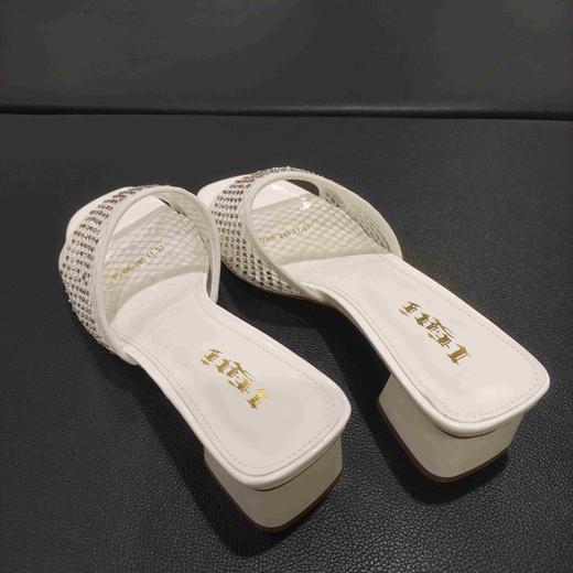 lfgj jeans bd306 时尚水钻透明胶皮方跟凉拖 商品图4