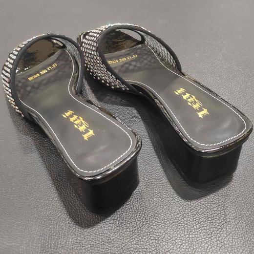 lfgj jeans bd306 时尚水钻透明胶皮方跟凉拖 商品图10