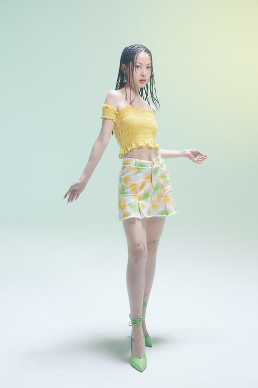 EhK 蜜瓜彩色印花洗水毛边 牛仔半身裙 春季仙女裙2021新款夏 商品图4