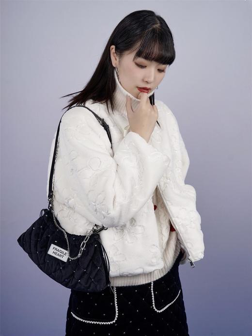 fragileheart易碎商店 刺绣花朵毛绒短款外套女春夏百搭宽松上衣 商品图0