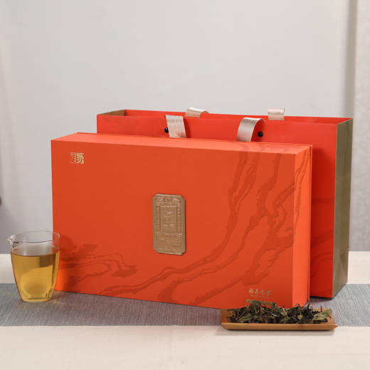 2018年 岁华 荒野寿眉 16泡*5g 商品图0