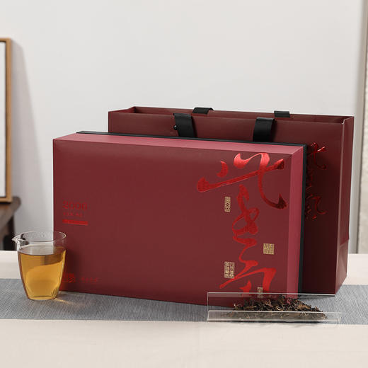 2006年 紫气 老寿眉 16泡*5g 商品图0