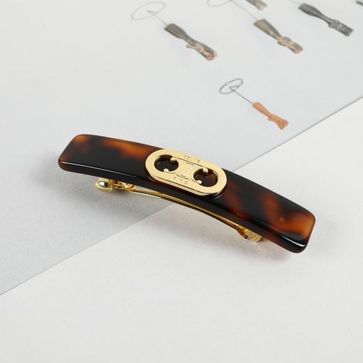 价值3250 爆款原货！CE/赛林2021年新款凯旋门logo+椭圆形树脂玳瑁复古琥珀色发夹 一套两个 高级大气上档次 千丝万缕，发姿秀美！配专贵礼盒 预售 商品图2