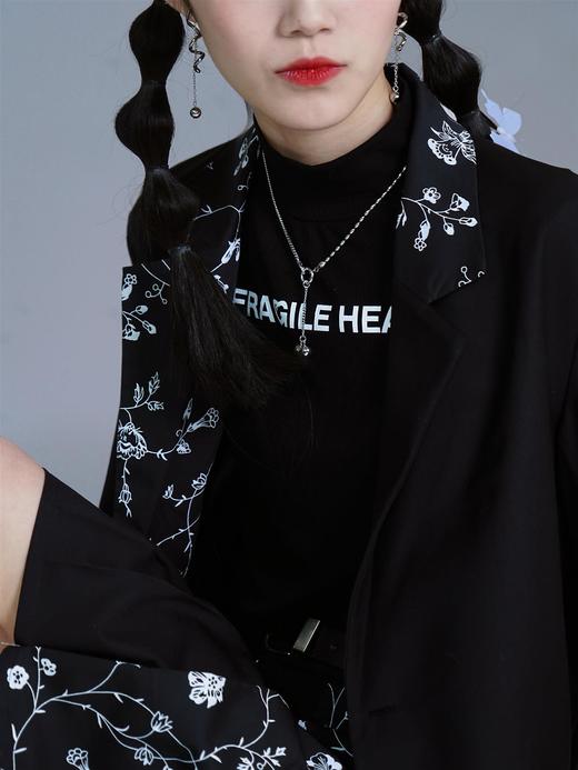 FragileHeart易碎商店黑色拼接小花西装外套女设计感小众西服上衣 商品图2