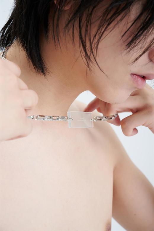 TERRAINCOGNITA新款手工水晶立体浮雕可拆卸项链透明浮空字母裤链 商品图3