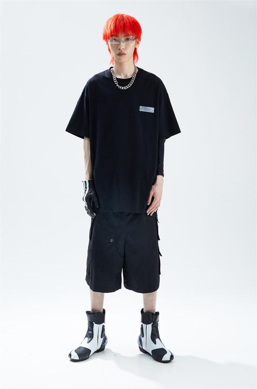 SFTTR 2021SS曲线裁片异性五分多口袋金属装饰黑灰杏三色廓形短裤 商品图1