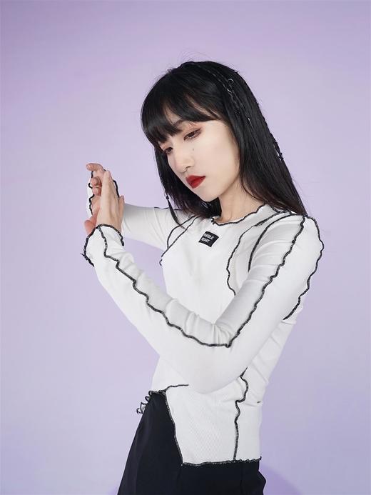 fragileheart易碎商店黑白针织拼接打底衫修身圆领长袖春季T恤女 商品图1