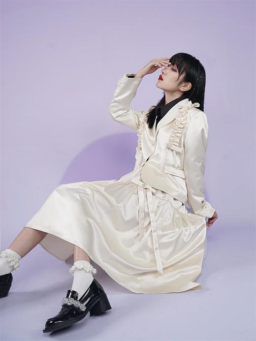 fragileheart易碎商店缎面蝴蝶结黑色立体感小众西装春款短外套女 商品图0