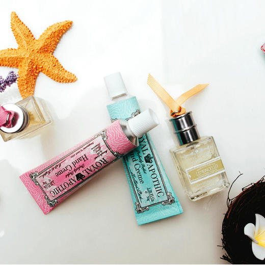 【已下架】积分兑换 | 贝嫂推荐英国RoyalApothic香氛护手霜65g 清爽滋润不油腻有效期至8月（不支持无理由退换） [福利品] 商品图1