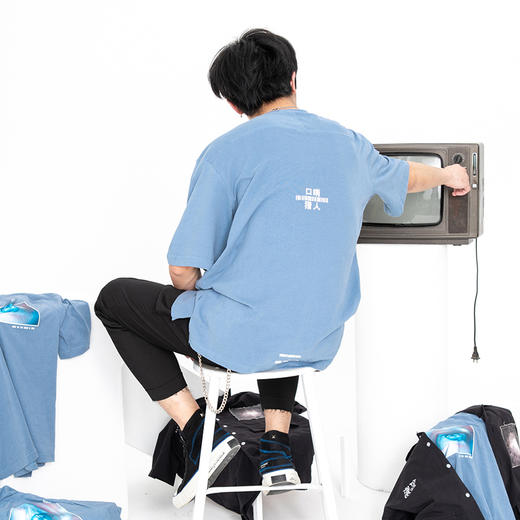 WHISTLEHUNTER宽松原创潮牌复古印花开叉半袖圆领T恤 oversize 商品图3