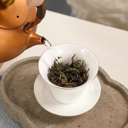 2018年 岁华 荒野寿眉 16泡*5g 商品图8