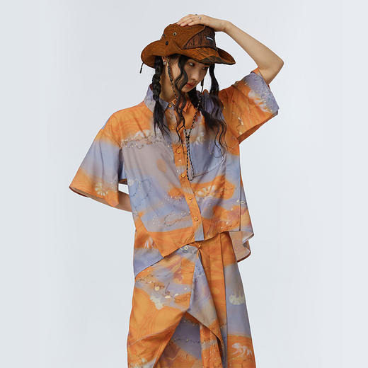 HOLONOMIC「第八大陆」原创宽松设计感小众ALOHA印花短袖衬衫 商品图0