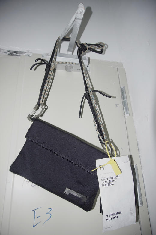 SFTTR 考杜拉防泼水防撕裂可调节户外零钱 CORDURA 斜挎包 商品图1