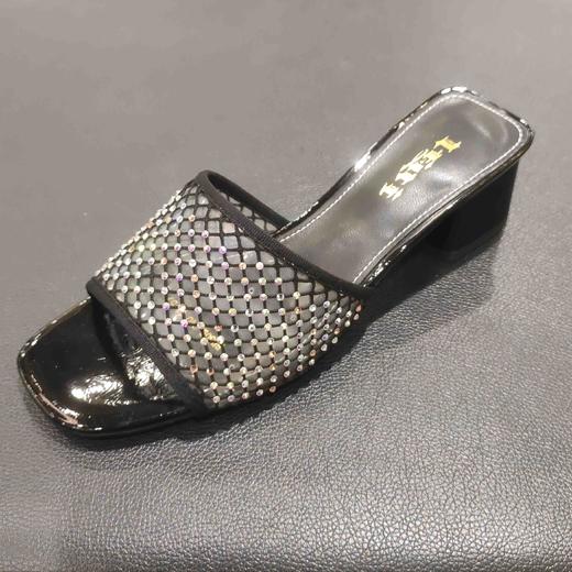 lfgj jeans bd306 时尚水钻透明胶皮方跟凉拖 商品图6