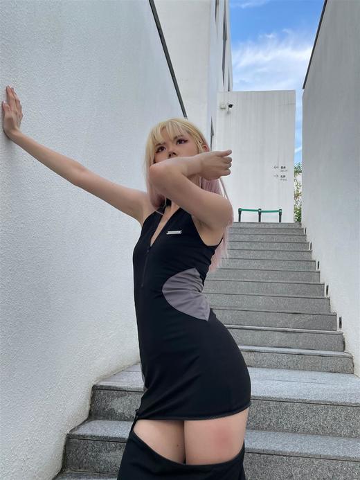 MATEMATE原创机能运动面料黑灰色拼接两穿可拆卸多穿法特工连衣裙 商品图2