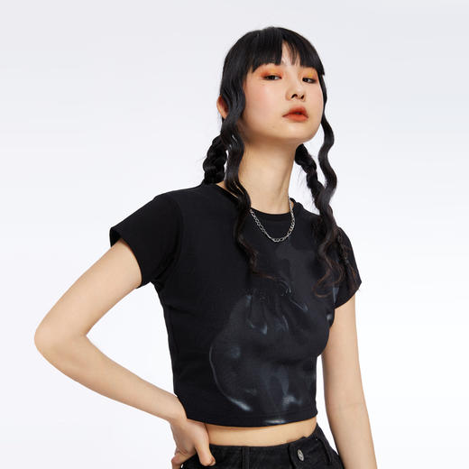 HOLONOMIC 原创印花短款修身圆领设计感小众短袖T恤 商品图3