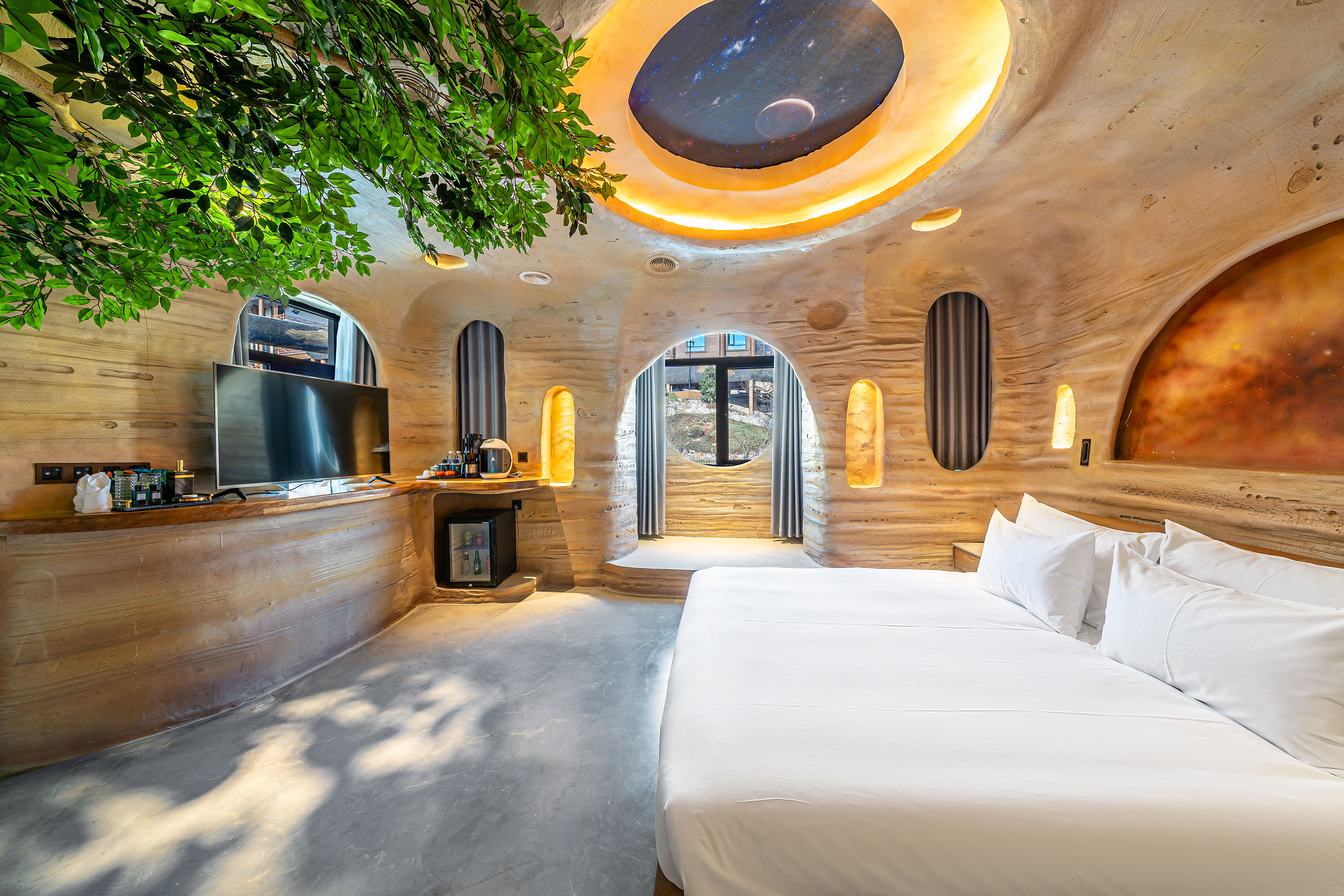 幽光如梦★奢享酒店特色美食 云上草原无限次入园 洗漱套装,一价全包