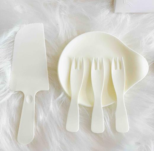 奶油霜手绘布朗熊蛋糕，请提前两天预定，可预订其他颜色 商品图6