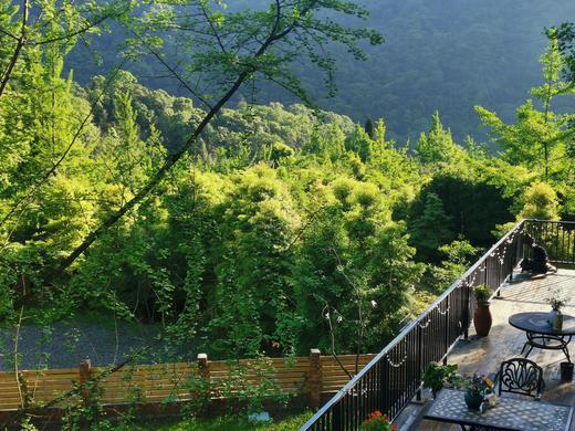 【青城山-405号院】8房小院，青城后山景区旁、带暖气、绝美山景露台、月夜星空下的K歌、烧烤SSSX 商品图2