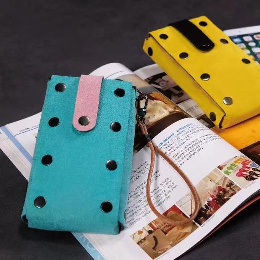 麂皮绒——手机包 商品图1