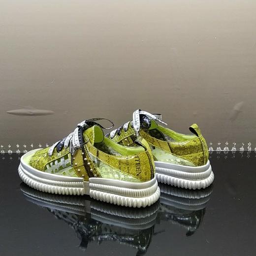 LFGJ 4828 设计师款P C材质凉鞋(鞋款有色差，鞋底有磨损，介意勿拍) 商品图9