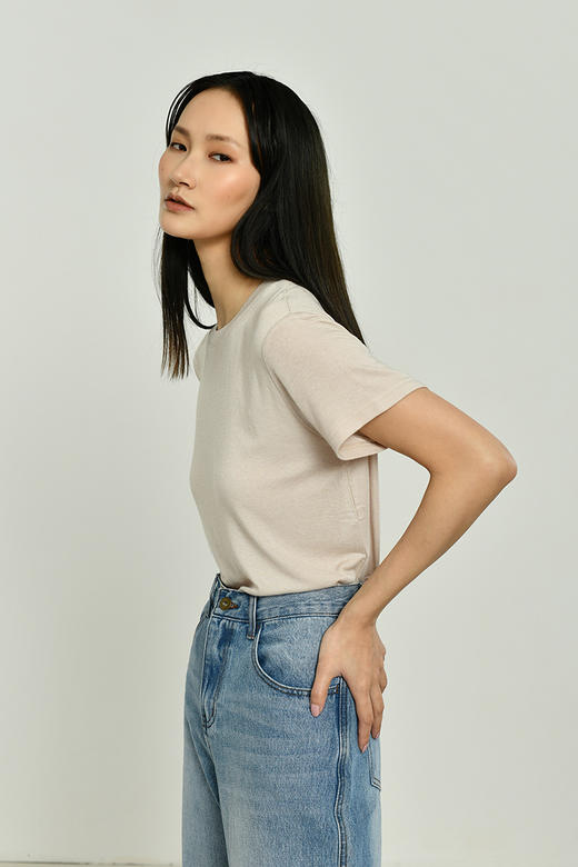 【特价清仓】女士新款天丝圆领短袖T恤 商品图0