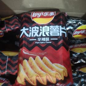 B040乐事大波浪薯片辛辣味70克