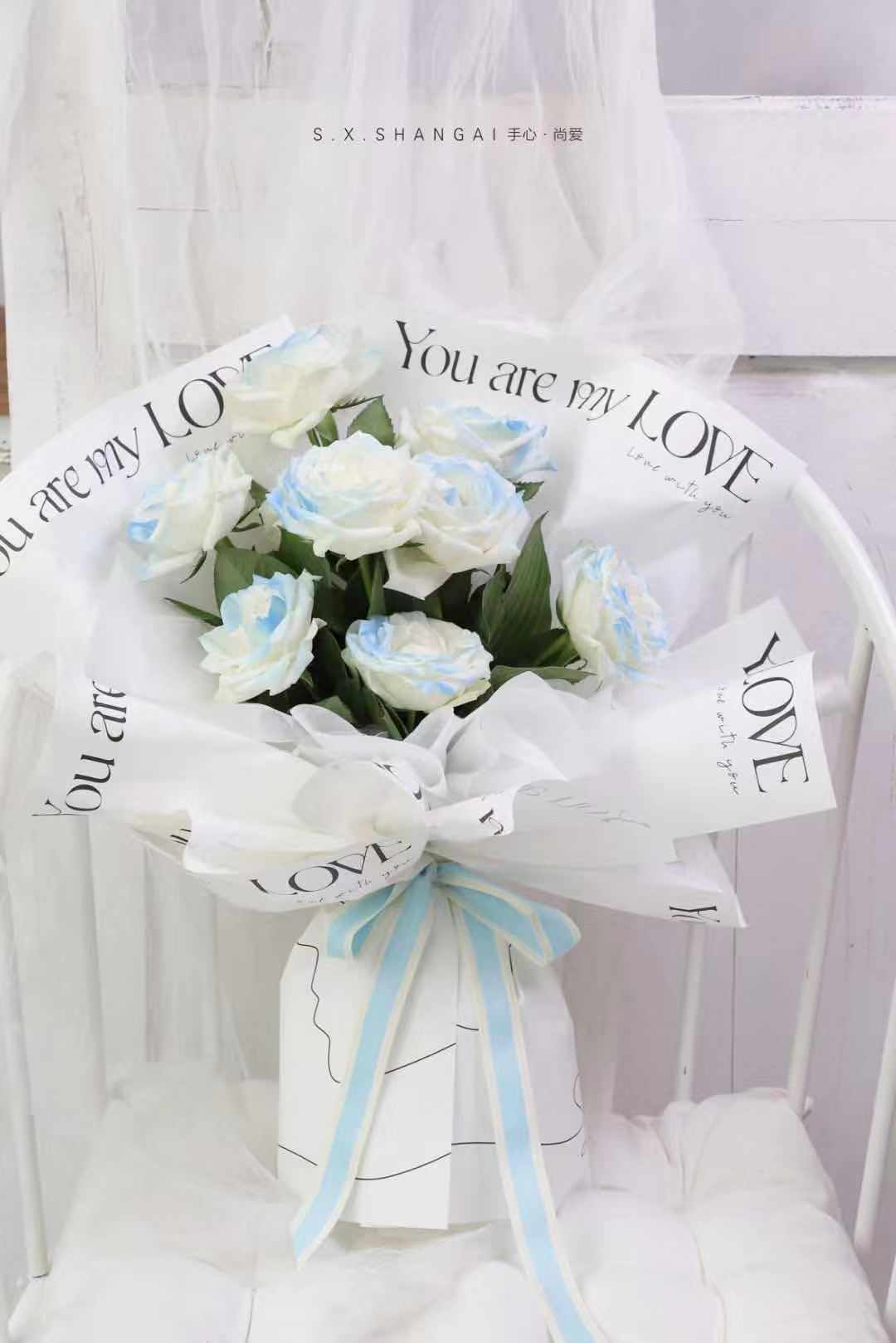 白色网红包装纸